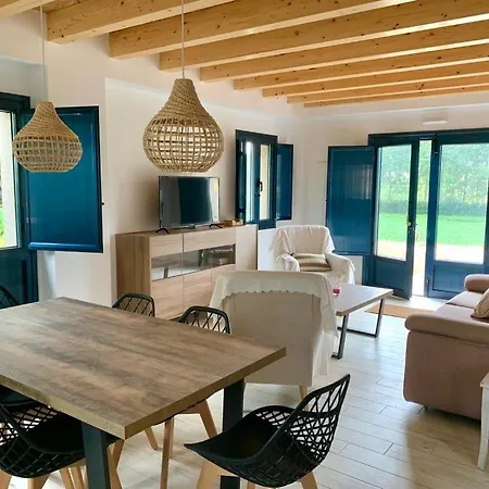 Holiday home Grandes Duplex Nuevos Con Jardin Y Barbacoa - 3 Llaves, Gayoles Rural *