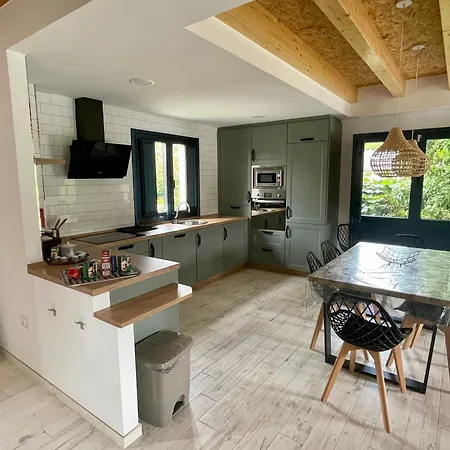 Grandes Duplex Nuevos Con Jardin Y Barbacoa - 3 Llaves, Gayoles Rural Casa de Férias